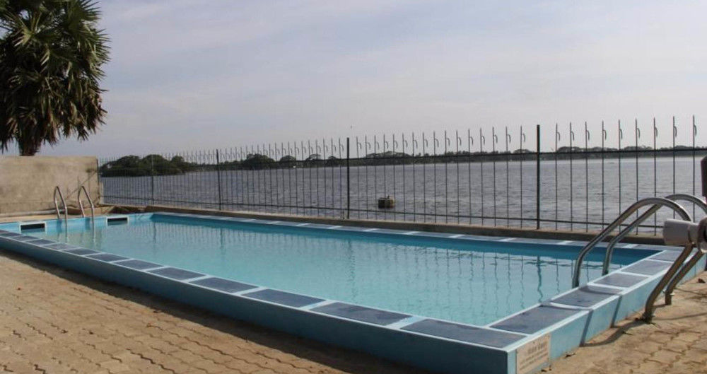 טיסמהרמה Lake Wind Hotel מראה חיצוני תמונה