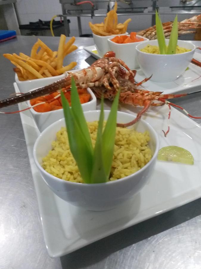 טיסמהרמה Lake Wind Hotel מראה חיצוני תמונה